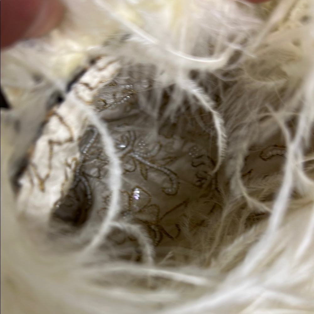 Feathered Handbag with Animal Print - Picture 4 of 12